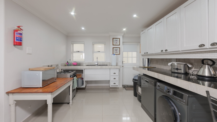 4 Bedroom Property for Sale in Agulhas Western Cape